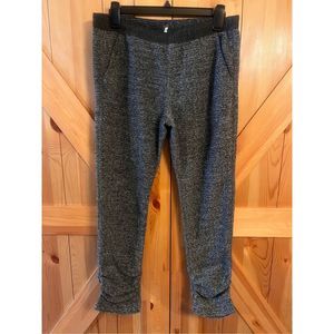 Free people knit pants, size small ￼(1403)